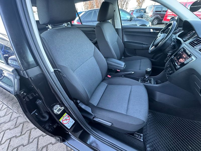 Škoda Rapid (2018) 1,0 TSI 70 KW NOVÉ BRZDY STK - fotka 32 z 42