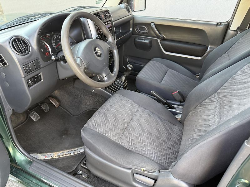 Suzuki Jimny 1,3 4x4 Servisní kniha - fotka 7 z 21