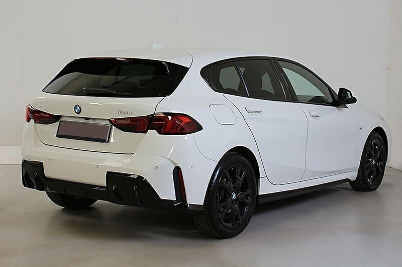 BMW Řada 1 120 M-Sport HuD ACC 360 H/K - fotka 3 z 10