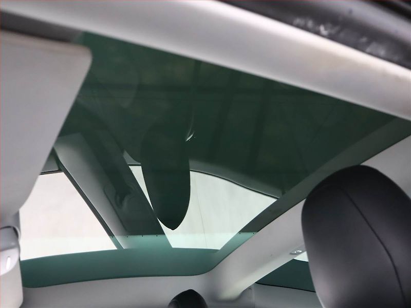 Tesla Model 3 (2020) Long Range 4WD 74kWh, SoH 90% - fotka 18 z 22