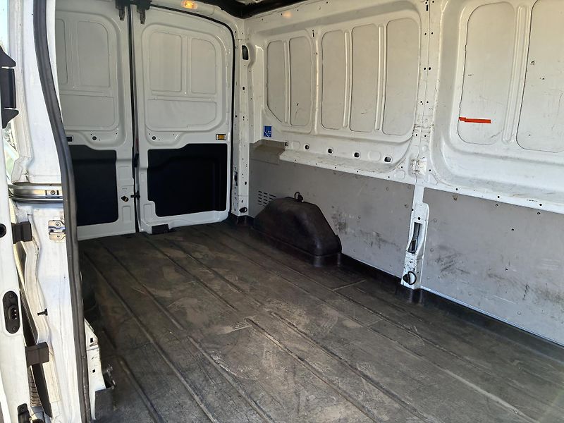 Ford Transit 2.0TDCi,L3-310,1.MAJITEL,125tk - fotka 21 z 25