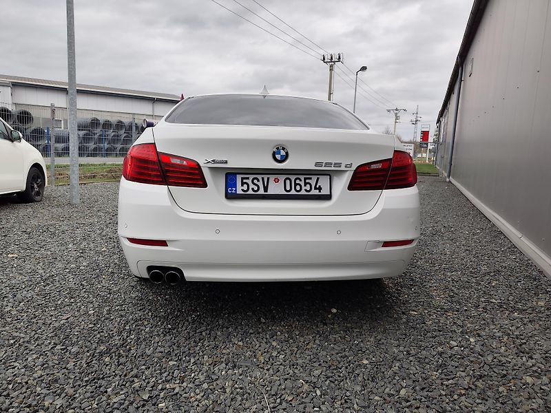 BMW Řada 5 525D X-DRIVE - fotka 5 z 21