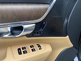 Volvo V90 B4 BRIGHT PLUS AUT REZERVACE - náhled 27