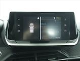 Peugeot 2008 (2023) Active Pack 50 kWh, SoH 97% - náhled 15