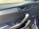 Škoda Superb 2,0 TDI 110 Ambition - náhled 11