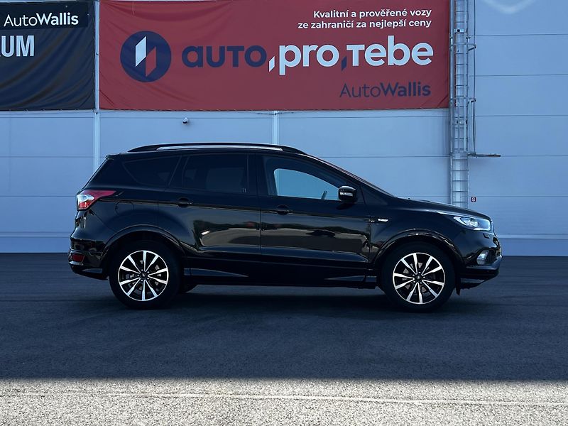 Ford Kuga 1.5 EcoBoost ST Line TZ - fotka 3 z 24
