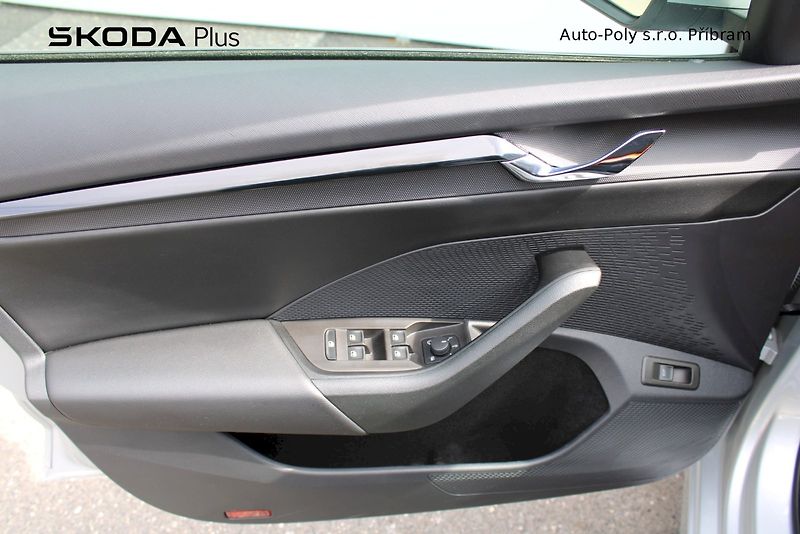 Škoda Octavia (2024) Fresh 1.5TSI / 110kW 7°DSG - fotka 9 z 23