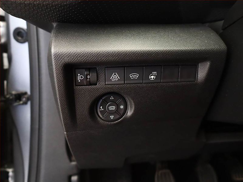 Citroën C4 (2021) 1.2 PureTech, Serv.kniha, Kůže - fotka 18 z 19