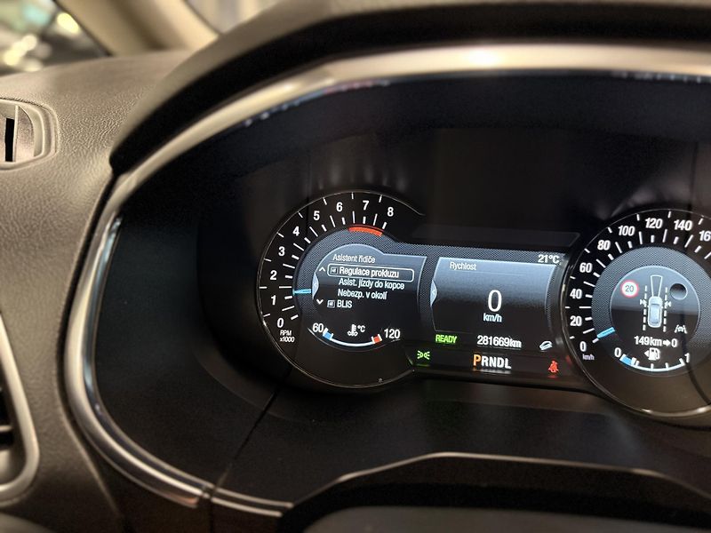Ford S-MAX (2023) 2.5 Hybrid,REZERVOVÁNO - fotka 32 z 46