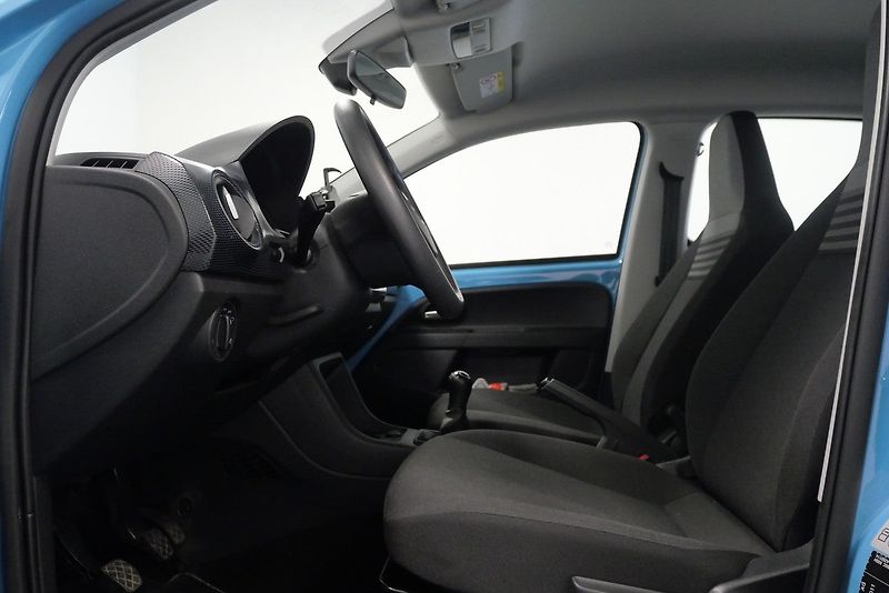 Volkswagen up! - fotka 11 z 20