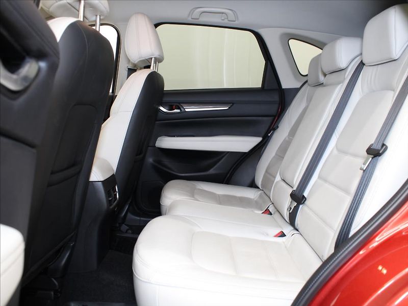 Mazda CX-5 2,5 G194 4x4 AT Rev.TOP ČR - fotka 7 z 27