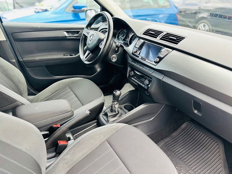 Škoda Fabia (2019) 1.0TSi APP,BRZD. ASIST,SERVIS - fotka 6 z 11