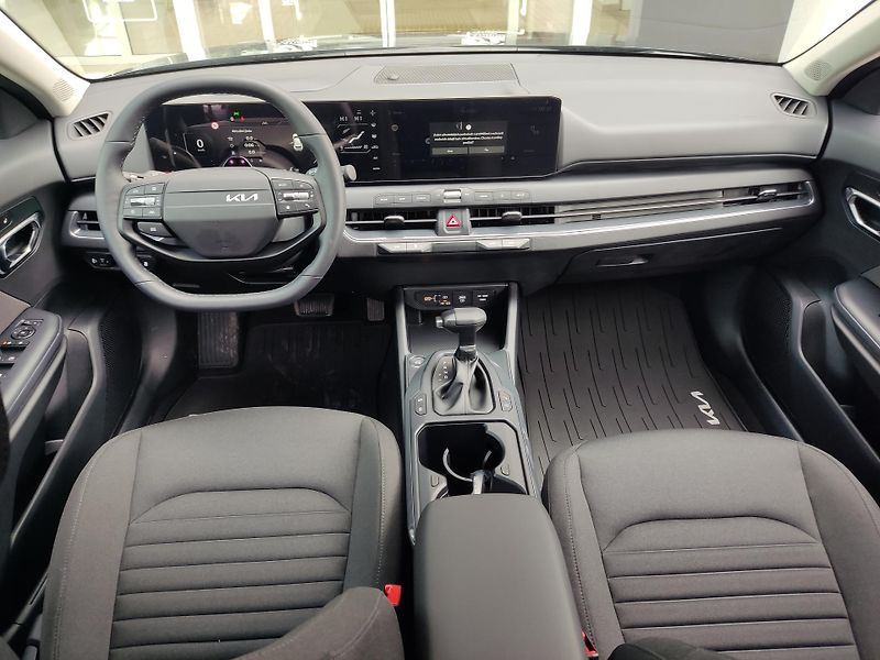 Kia K4 (2026) 1,0 T-GDi 7DCT EXCLUSIVE - fotka 5 z 6
