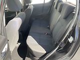 Suzuki Swift (2015) 1.2i, Club, +kola - náhled 10