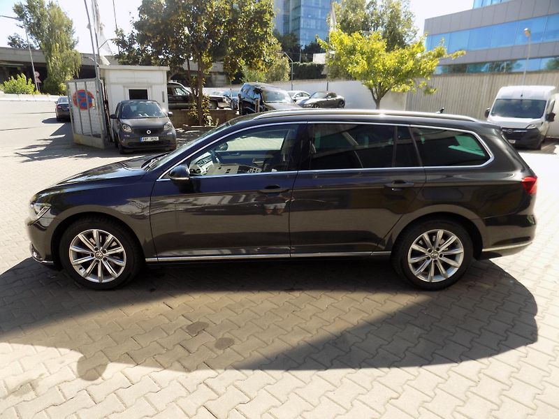 Volkswagen Passat (2018) 2.0 TDi  - fotka 4 z 13