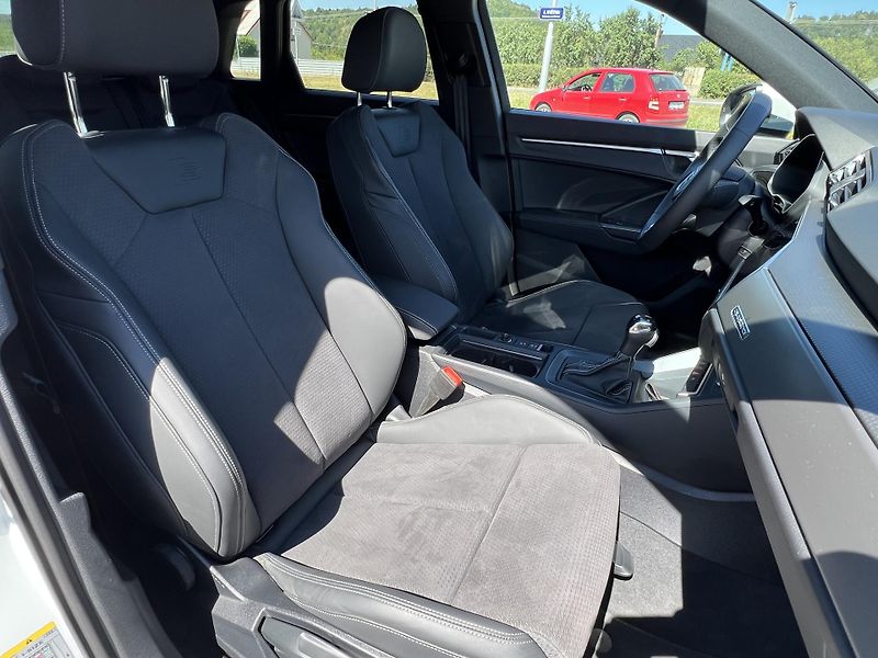 Audi Q3 (2025) - fotka 18 z 31