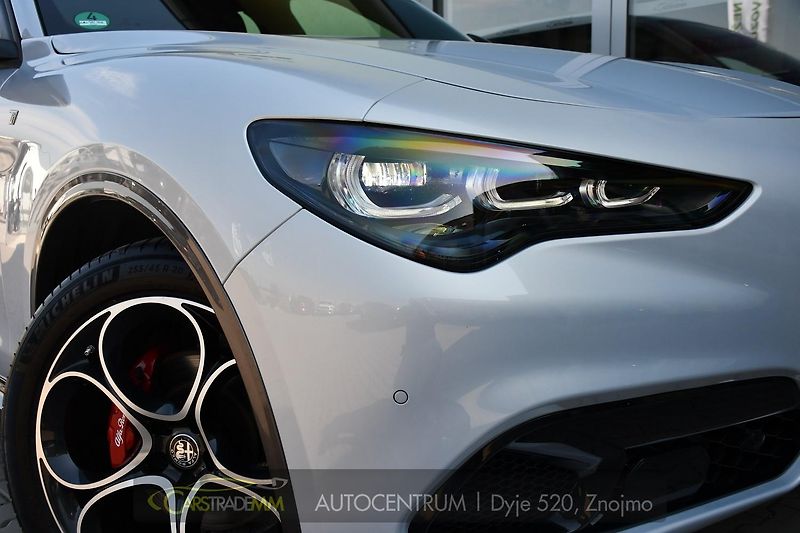 Alfa Romeo Stelvio 2,2 JTDm Q4 154kW TAŽNÉ - fotka 52 z 53
