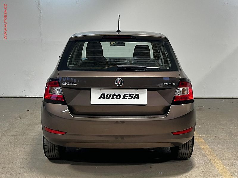 Škoda Fabia (2019) 1.0 TSi, ČR, Ambition - fotka 5 z 13