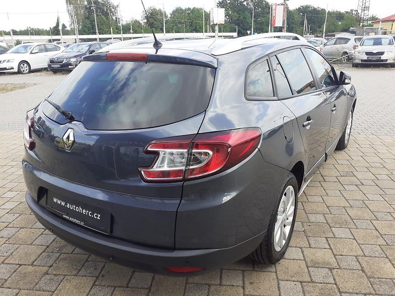 Renault Mégane (2015) KOMBI 1.5 Dci ČR - fotka 4 z 33