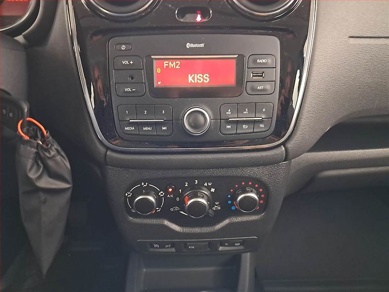 Dacia Dokker (2019) Stepway 1.6 SCe, 5Míst, ČR - fotka 12 z 14
