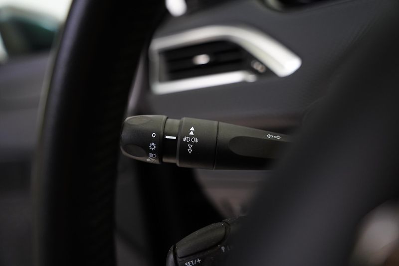 Peugeot 2008 - fotka 16 z 32