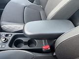 Toyota Yaris Cross 1.5L HEV130 Executive Tech VIP - náhled 23