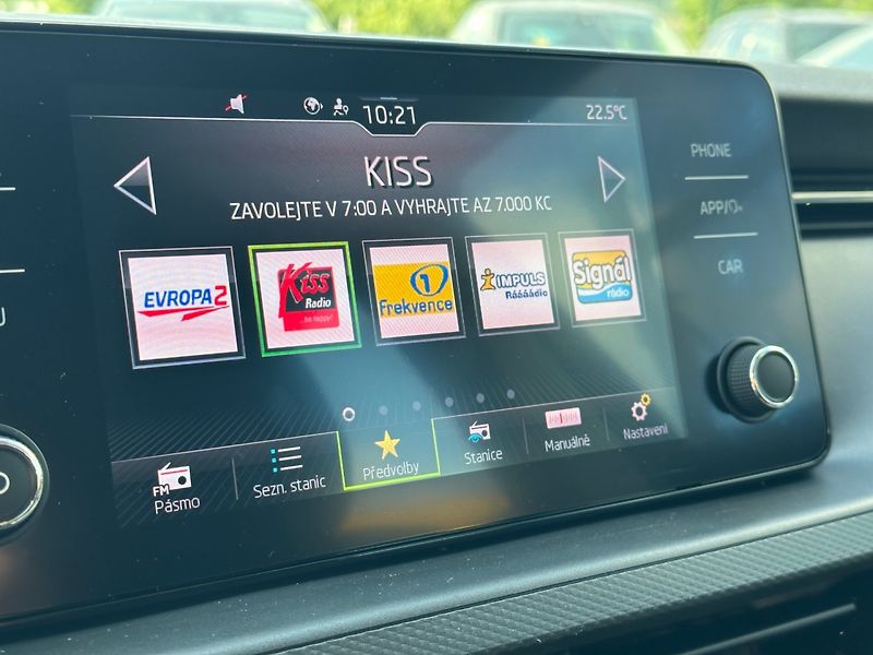 Škoda Scala (2020) 1.0TSi 4 NOVÉ PNEU, PO SERVISU - fotka 12 z 16