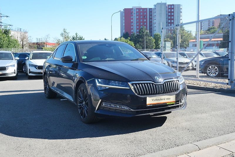 Škoda Superb - fotka 3 z 6