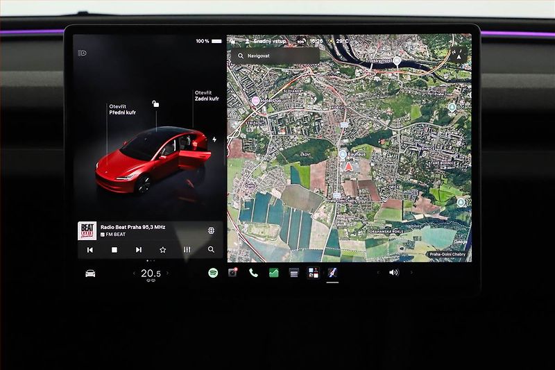 Tesla Model 3 (2023) Long Range 4WD 79kWh, SoH 95% - fotka 9 z 27