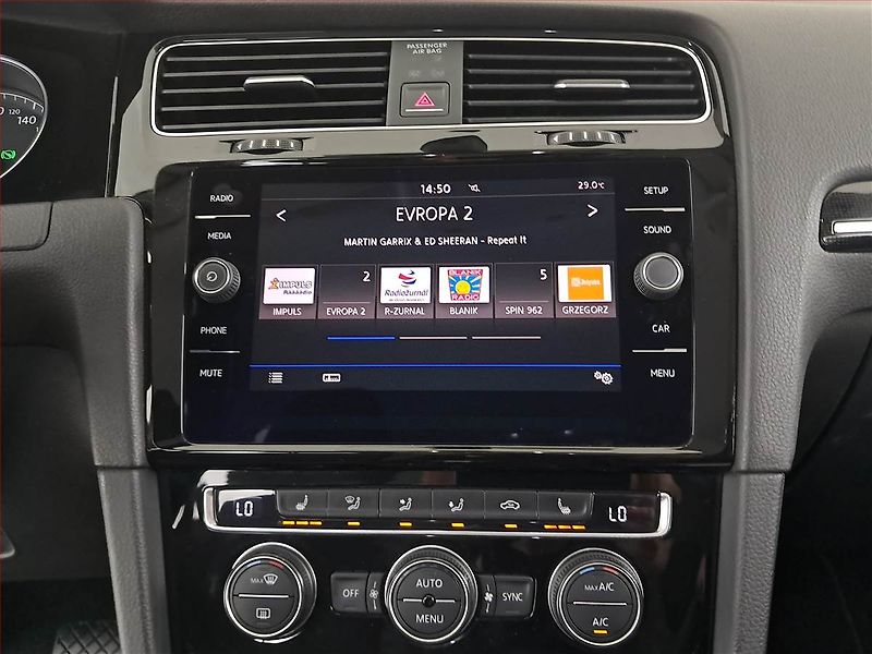 Volkswagen Golf (2017) Comfortline 1.6 TDI, Automat - fotka 12 z 19