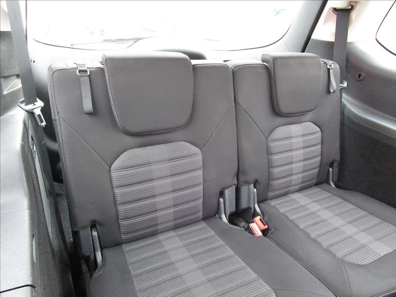 Ford Galaxy 1.5 EcoBoost, aut. Klima, 7 mí - fotka 35 z 46