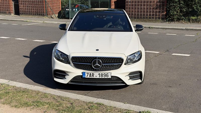 Mercedes-Benz Třídy E (2019) Mercedes-Benz AMG E53 4MATIC - fotka 2 z 21