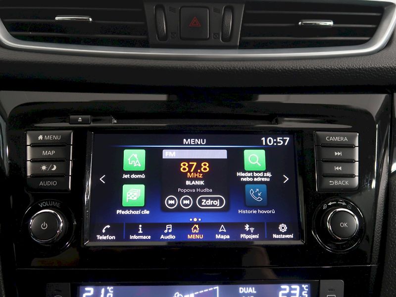 Nissan Qashqai (2021) 1.3DiG-T 103KW TAŽNÉ 360*CAMER - fotka 26 z 33