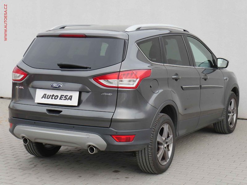 Ford Kuga (2015) 2.0TDCi 4x4, 2.maj,ČR - fotka 4 z 19