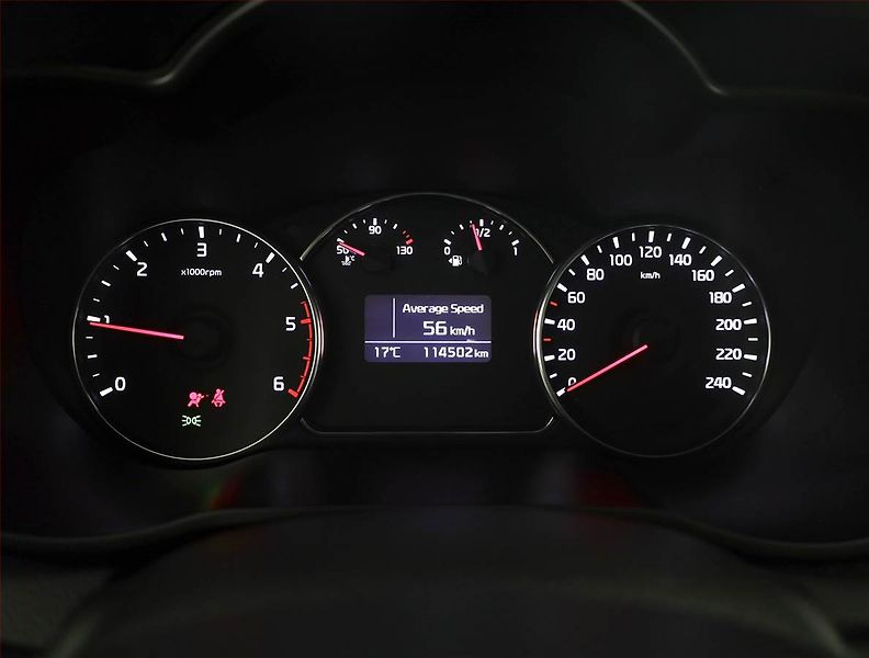 Kia Carens (2018) 1.7 CRDi, 7 míst, Serv.kniha - fotka 9 z 21