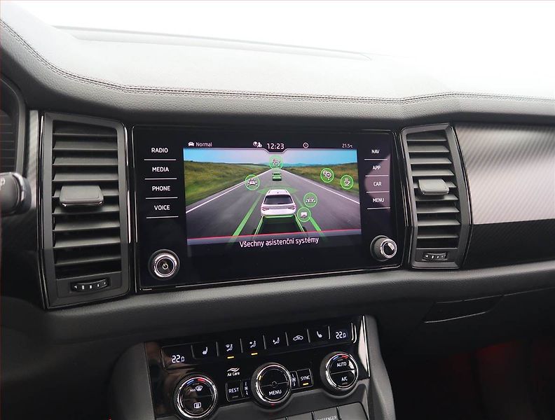 Škoda Kodiaq (2022) Sportline 1.5 TSI, digi klima - fotka 18 z 27