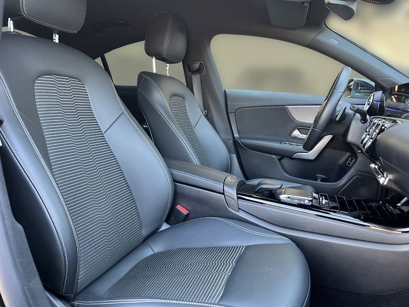 Mercedes-Benz CLA Třída 200 kupé - fotka 16 z 21