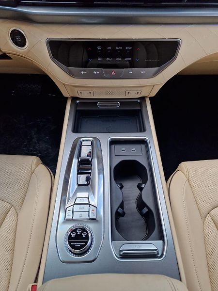 KGM Rexton (2026) 2.2 e-XDI Premium, 4x4 - fotka 16 z 23