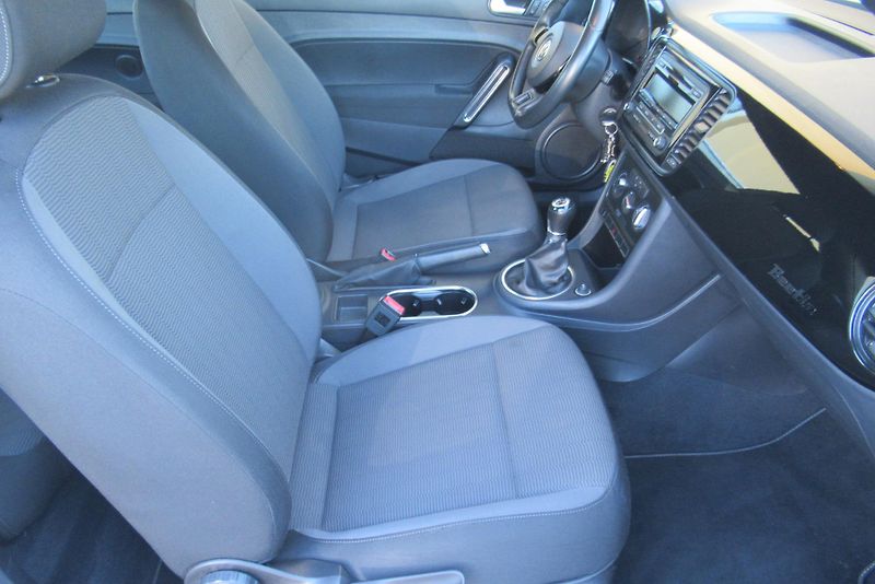Volkswagen Beetle 1.2 TSi KLIMA SADA KOL - fotka 12 z 27