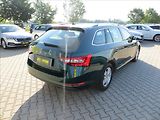 Škoda Superb 2,0 TDI Ambition DSG ČR - náhled 8