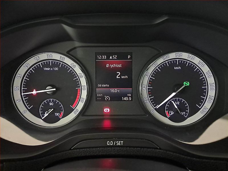 Škoda Karoq (2019) Style 2.0 TDI, 4X4, Automat - fotka 11 z 18