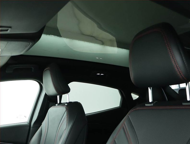 Ford Mustang Mach-E (2021) Standard Range AWD, SoH 94% - fotka 17 z 21