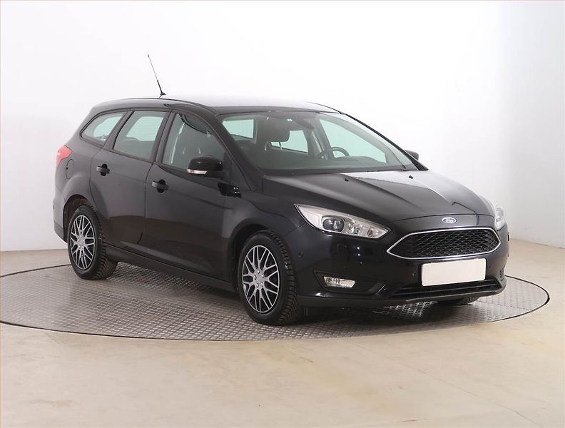 Ford Focus (2015) 1.5 TDCi, Serv.kniha, Navi - fotografie inzerátu