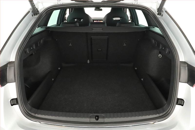 Škoda Octavia (2025) 1.5 eTSI mHEV, Sportline - fotka 11 z 21