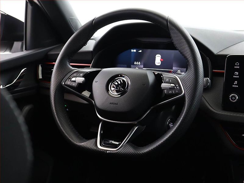 Škoda Kamiq (2024) Monte Carlo 1.0 TSI - fotka 14 z 20