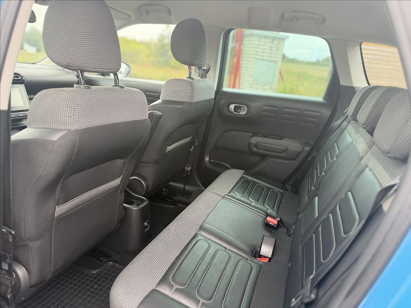 Citroën C3 Aircross 1,2 NEW ČR AUTOMAT ODPOČET DPH - fotka 20 z 28