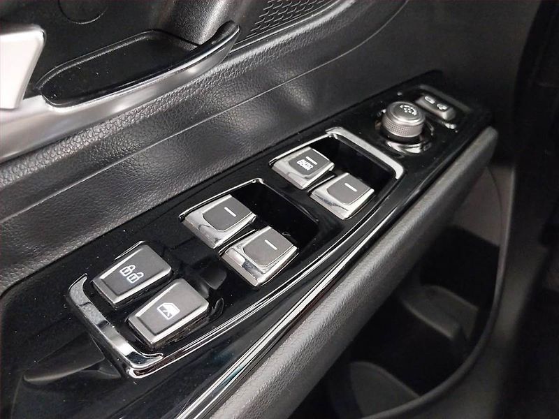 SsangYong Korando (2021) 1.5 T-GDI, Automat, Serv.kniha - fotka 19 z 21