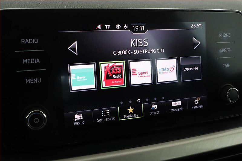 Škoda Kamiq (2021) Style 1.0 TSI - fotka 9 z 15