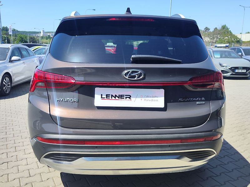 Hyundai Santa Fe 2.2 CRDI/142kW Style PRM DCT - fotka 6 z 40