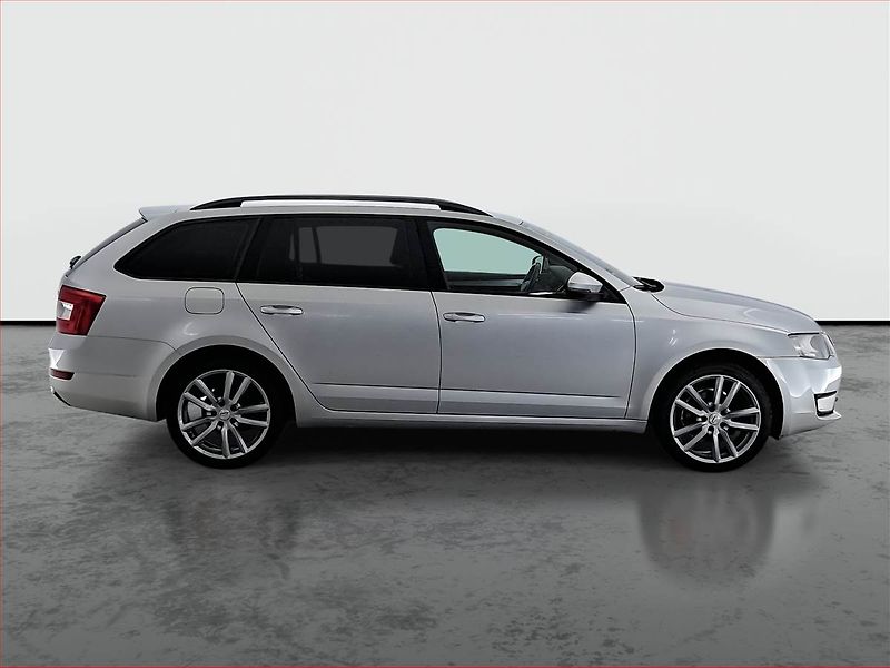 Škoda Octavia (2013) 1.6 TDI, Tempomat - fotka 6 z 15